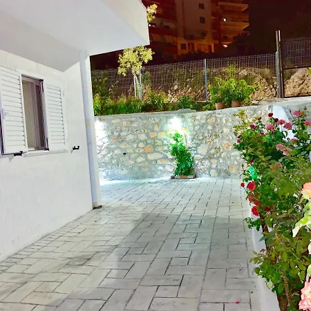 Aparthotel Saral Mar *